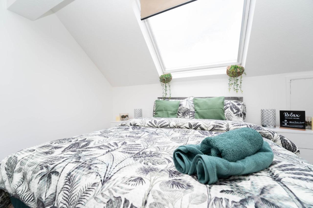 Triple Room with Shared Bathroom,1545564208:JPEG